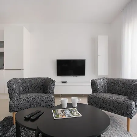 Silver Stone Apartment