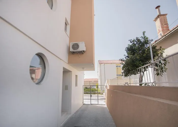 Silver Stone Apartman *